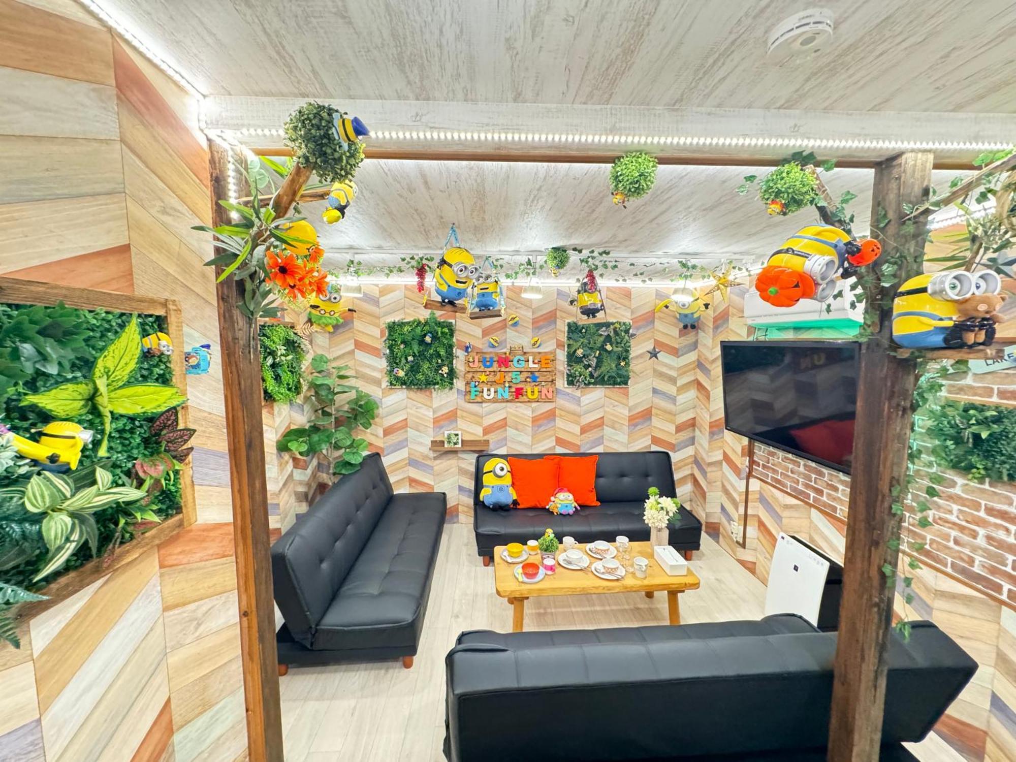 New Open Hotel Jungle Fun Fun J5 Coin Parking 500Yen For 24Hours Usj10 Minutes Ósaka Exteriér fotografie